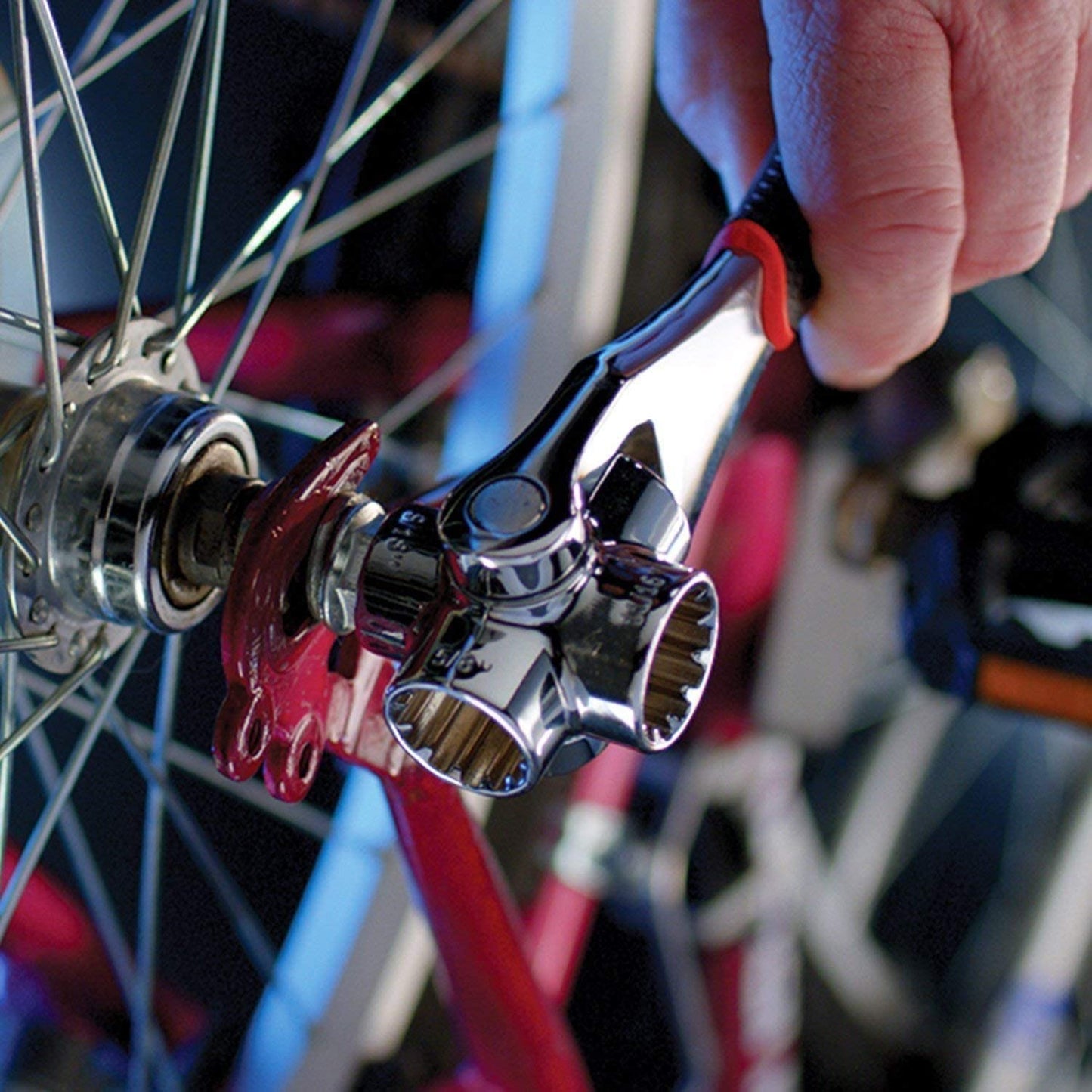 Universal Socket Wrench