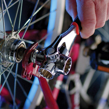 Universal Socket Wrench