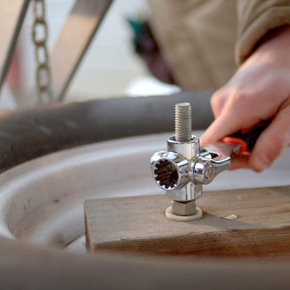 Universal Socket Wrench